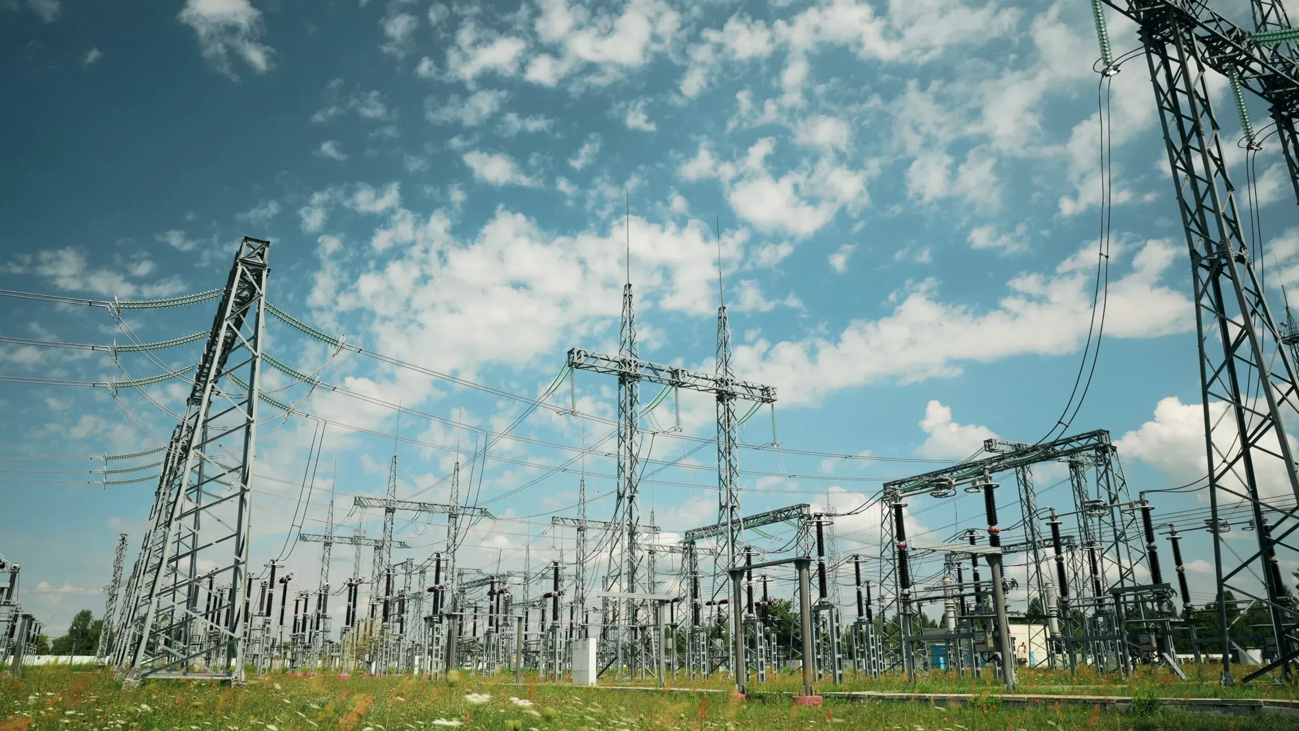 Netzausbau 2025: Warum jede neue Leitung ein Schritt zur Energiewende ist